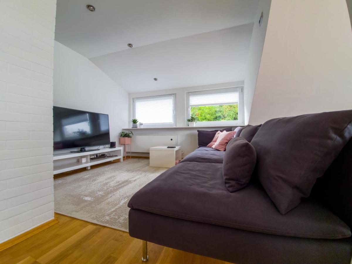 Wohnung Mit Einer Sauna Direkt Am Park Wiesbaden Exteriör bild