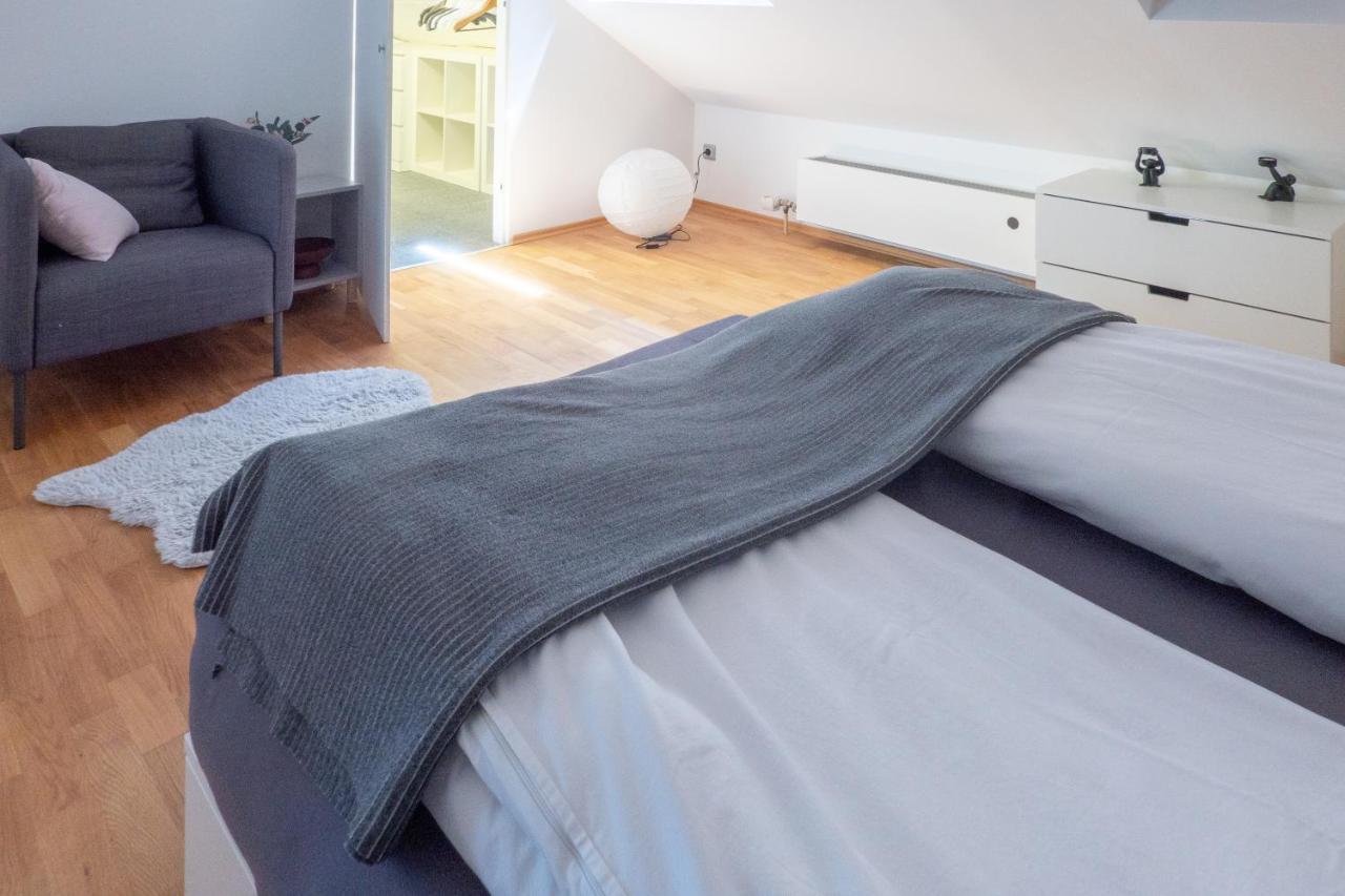 Wohnung Mit Einer Sauna Direkt Am Park Wiesbaden Exteriör bild